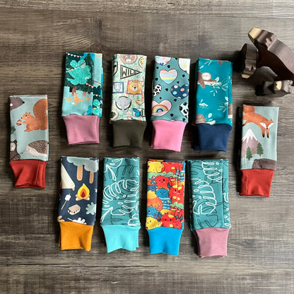 Wrist Warmers (warmer fabrics) - ready to post