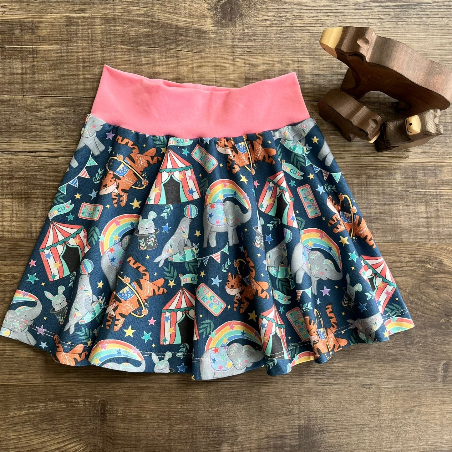 Rock Daisies - Warmer Fabric - Skirt