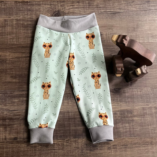 Cool Cats - Leggings - Ready to Post