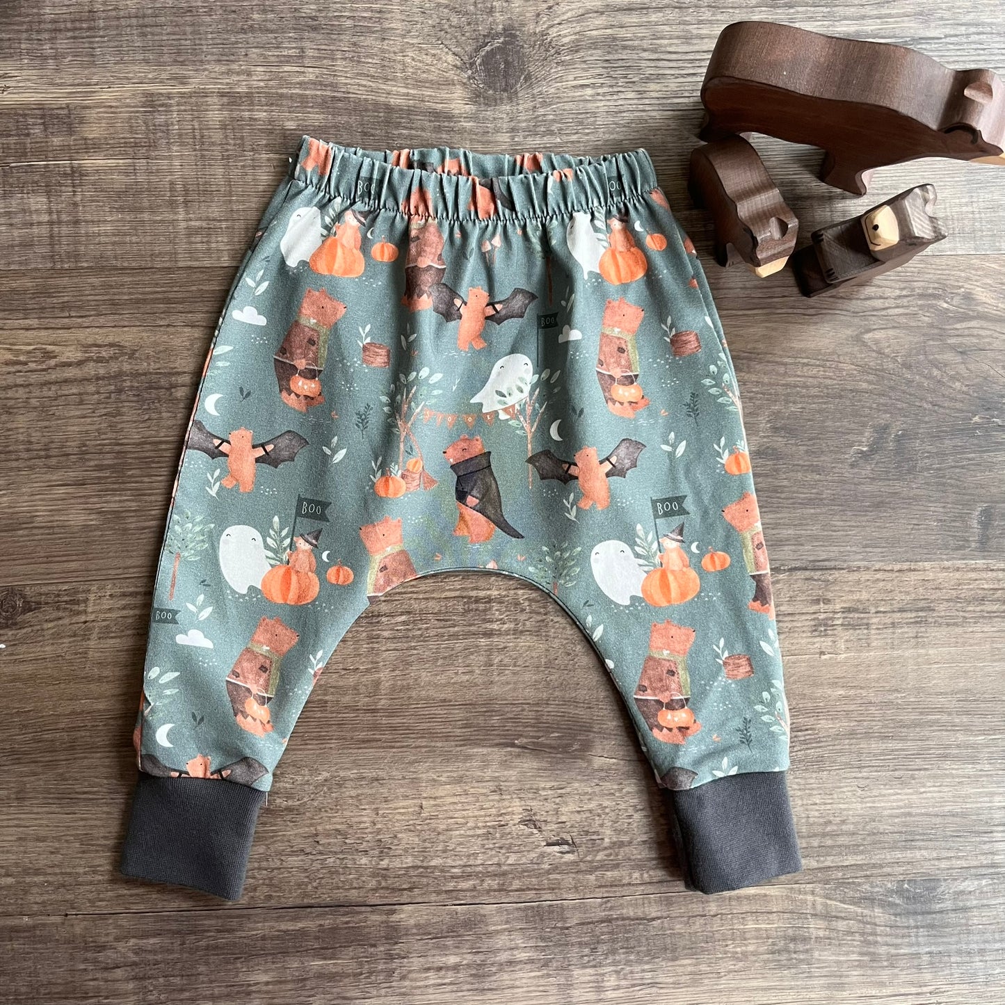 Spooky Halloween Bear - Harem Leggings - Ready to Post