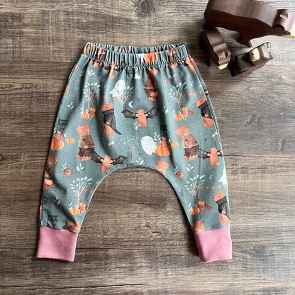 Spooky Halloween Bear - Harem Leggings - Ready to Post