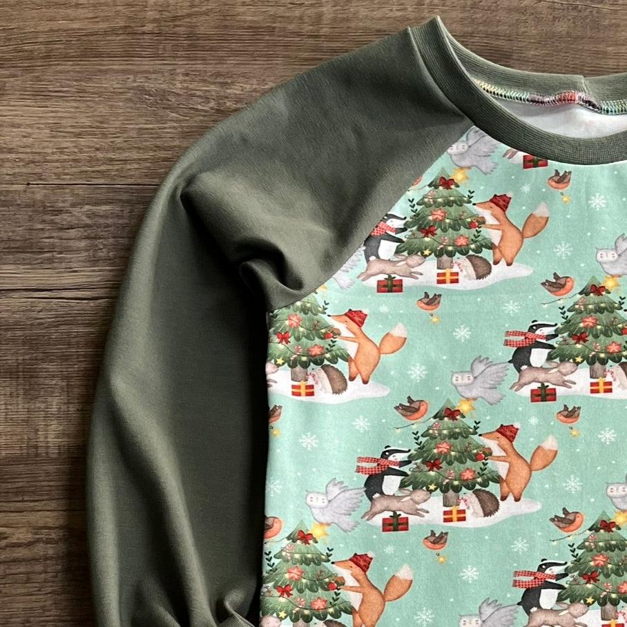 Christmas Forest Friends Raglan Tee - 6-7 years FLAWED